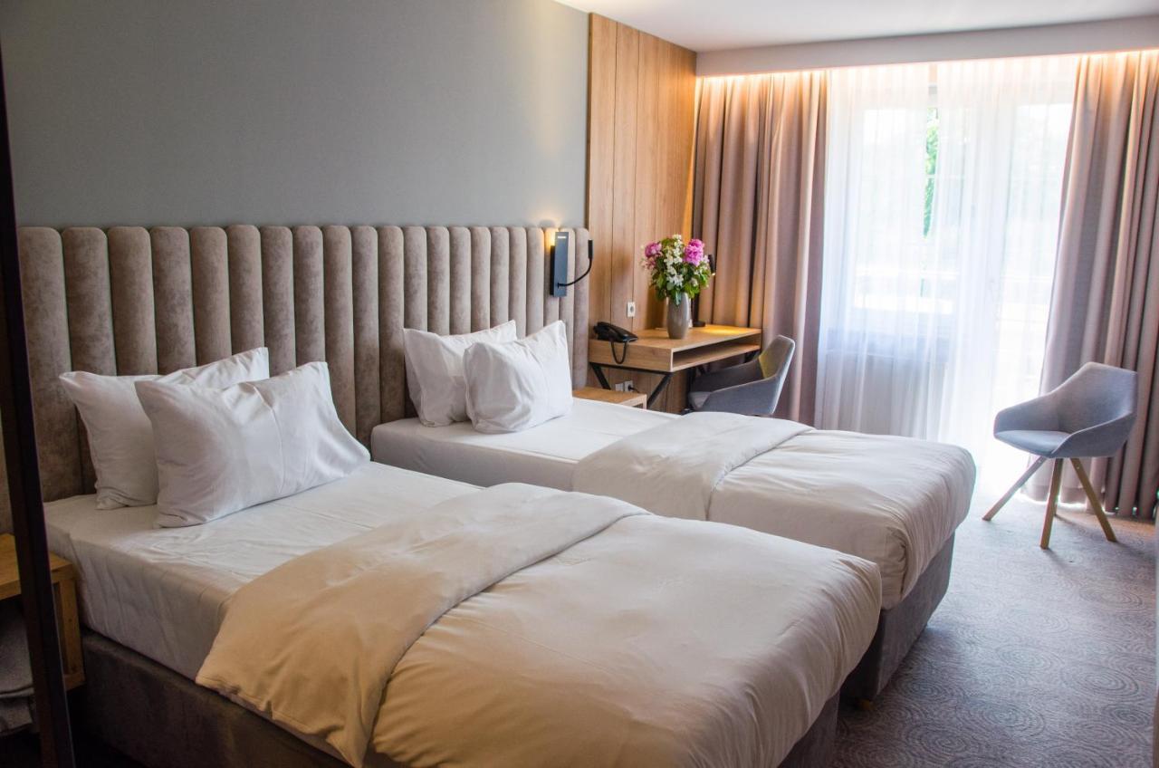 Hotel Verde Koszalin Ngoại thất bức ảnh