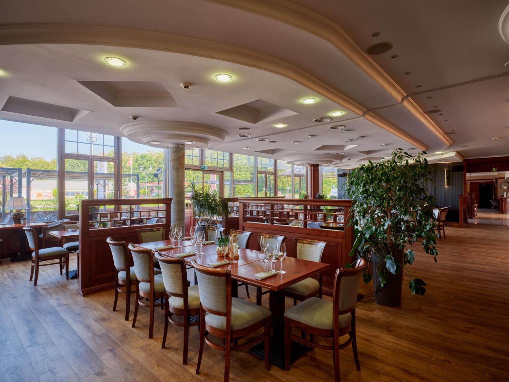 Hotel Verde Koszalin Ngoại thất bức ảnh