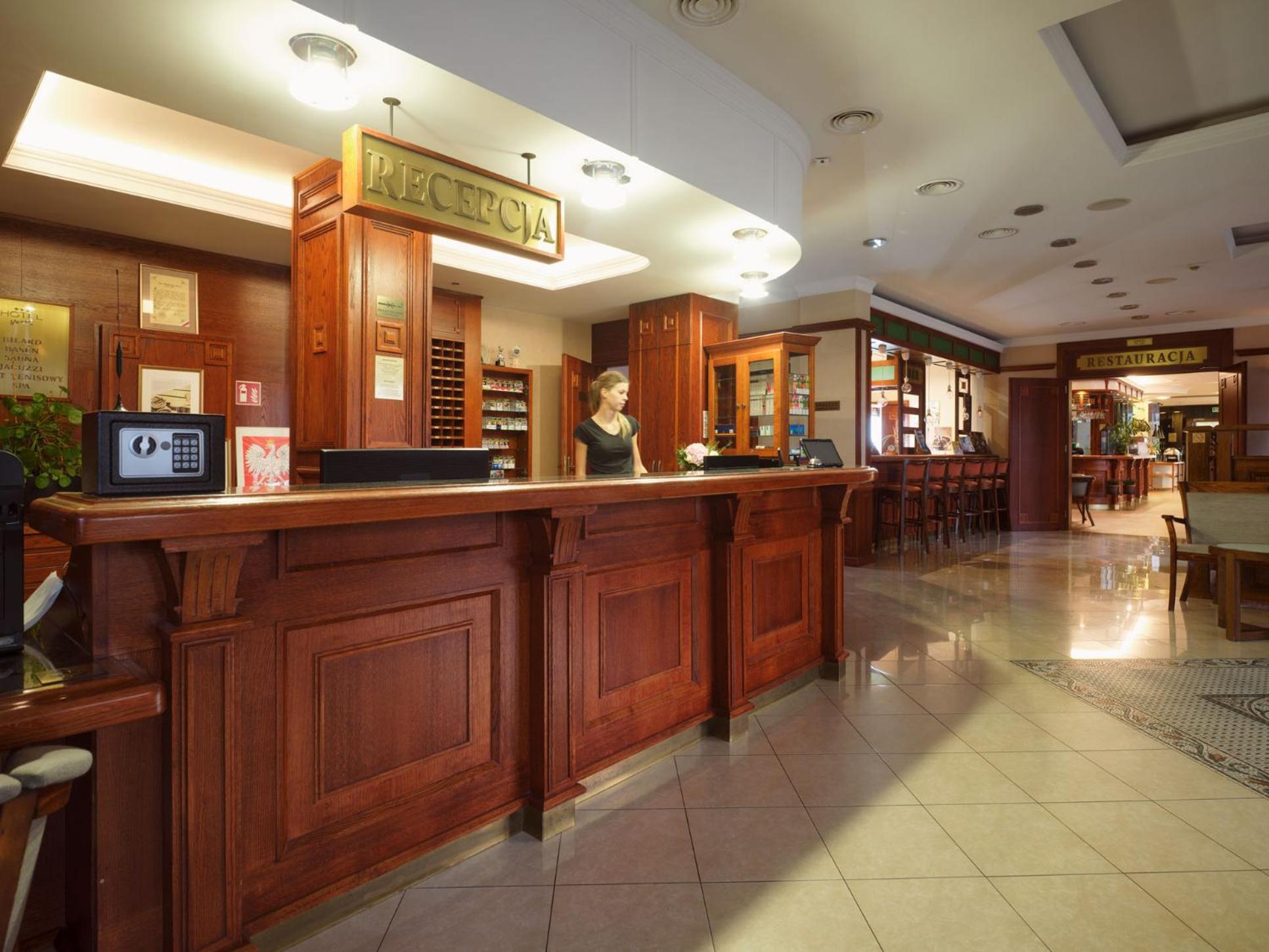 Hotel Verde Koszalin Ngoại thất bức ảnh